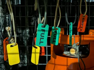 Tags for gas bottles
