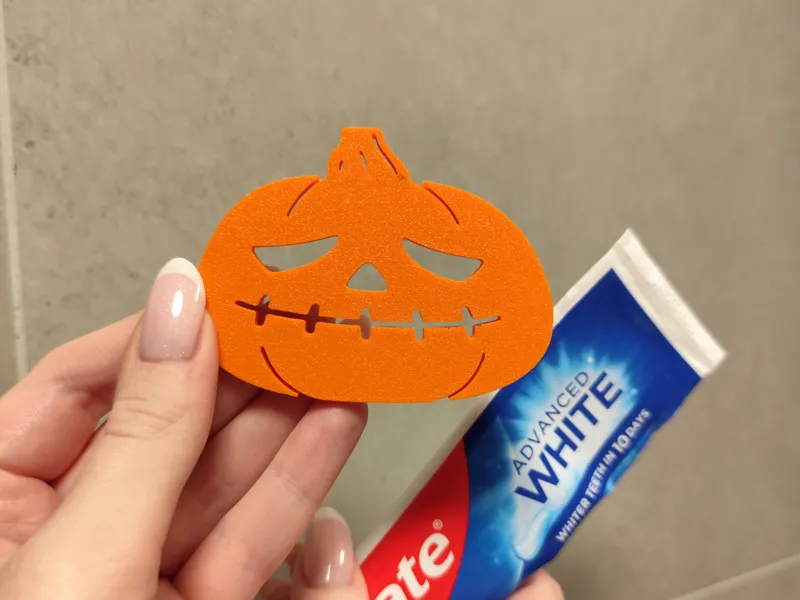 Halloween Pumpkin Toothpaste Squeezer