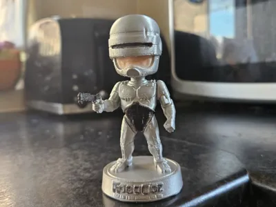 BIGHEADZ Robocop