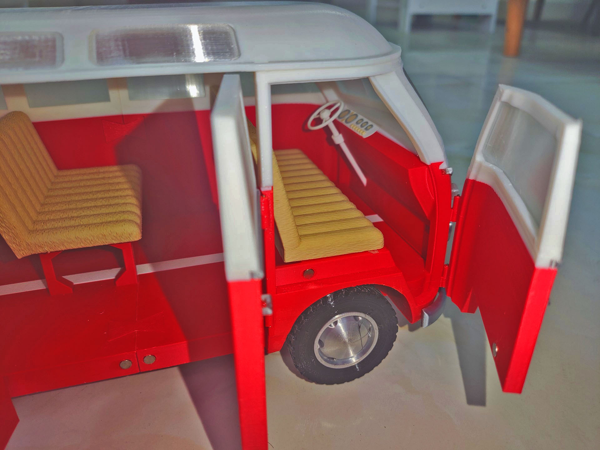 Miniatura 1 do modelo 3D 大众 T1 微型面包车-静态模型 无遥控运动功能