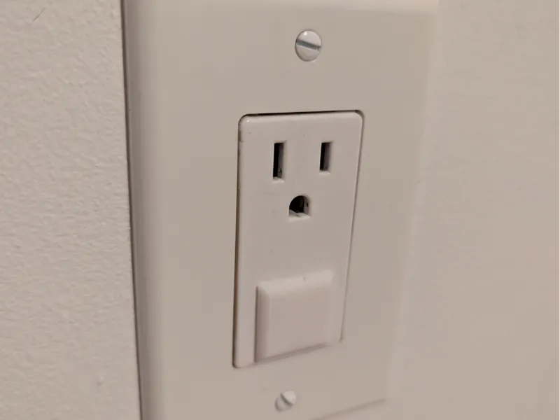 Outlet Cover (US/CA)