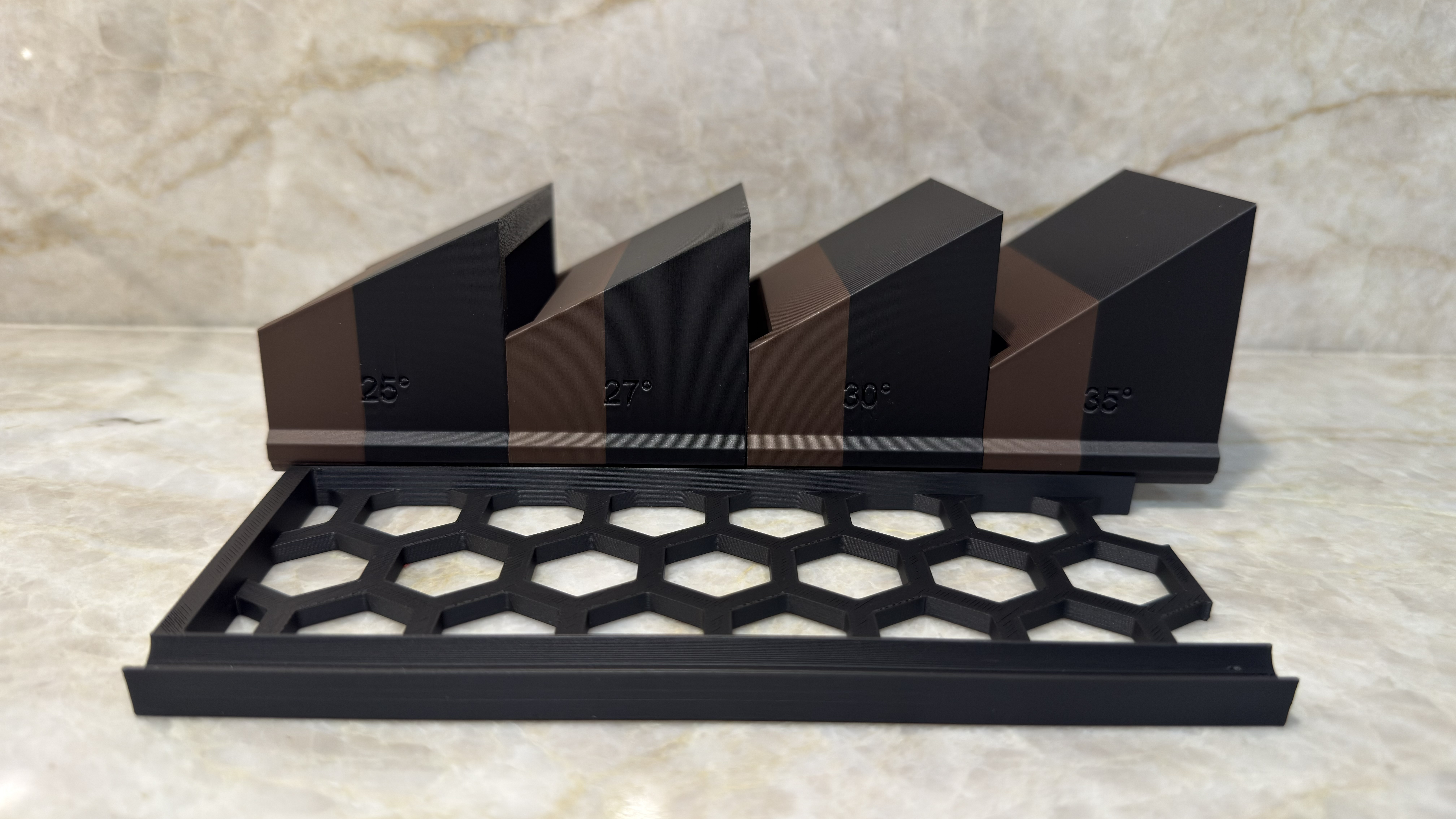 Miniatura 7 do modelo 3D Knife sharpening guide