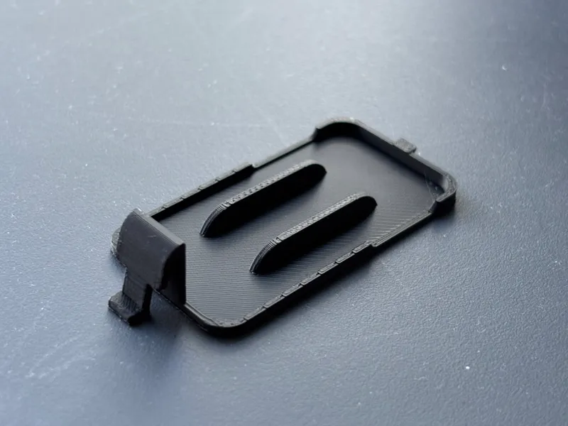 Kaon KGS3200 Remote Battery cover