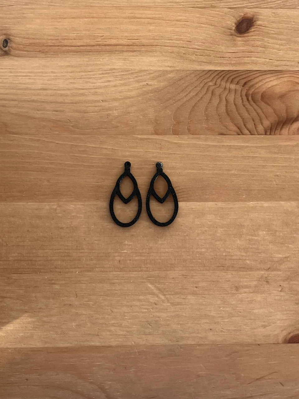 earrings view 2
