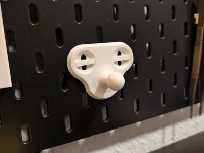 SKADIS Phone holder/adapter