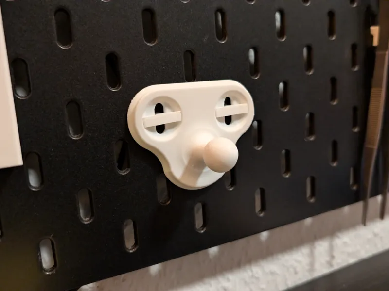SKADIS Phone holder/adapter