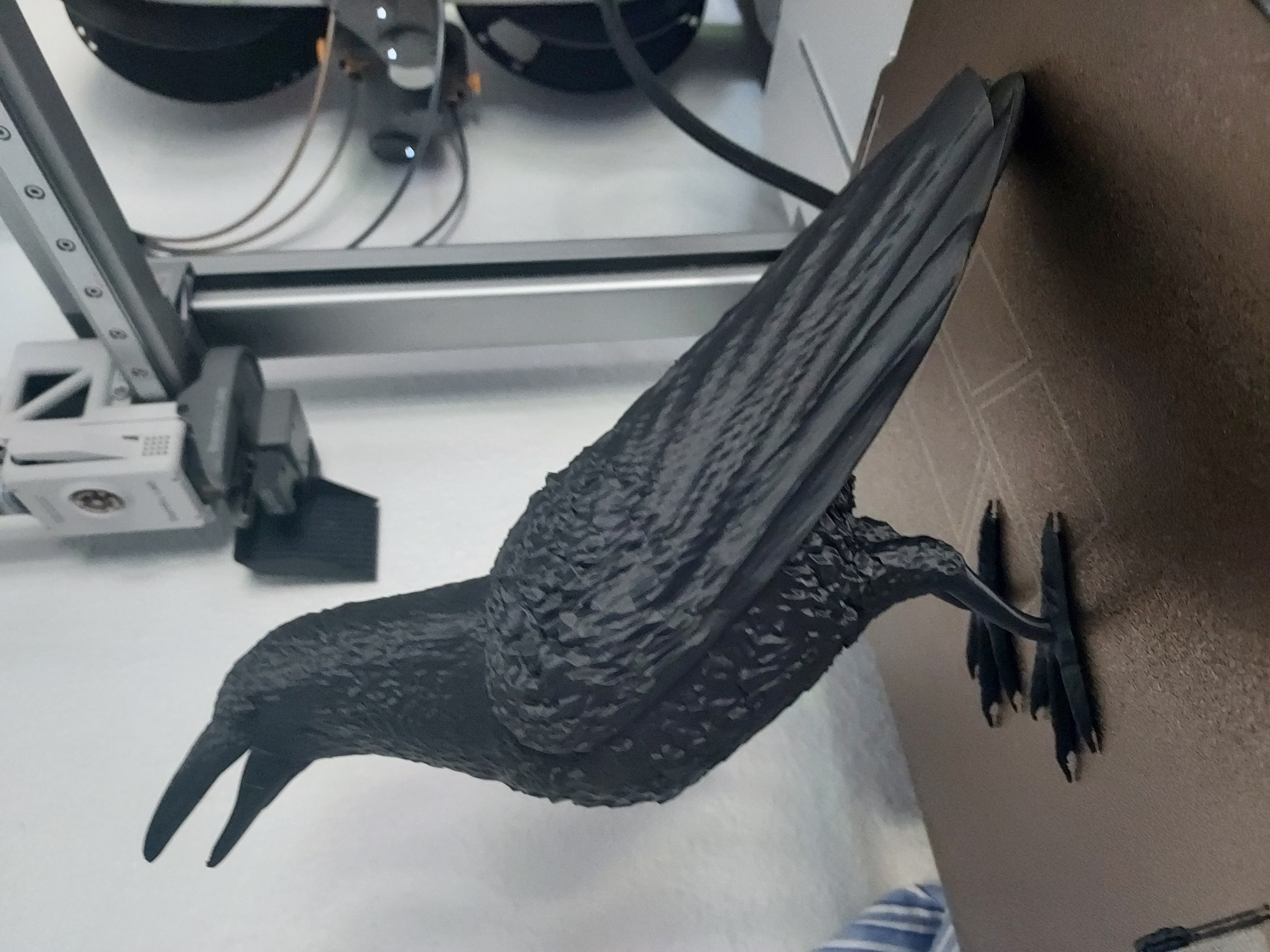 Miniatura 2 do modelo 3D Crow Model (Lamp)
