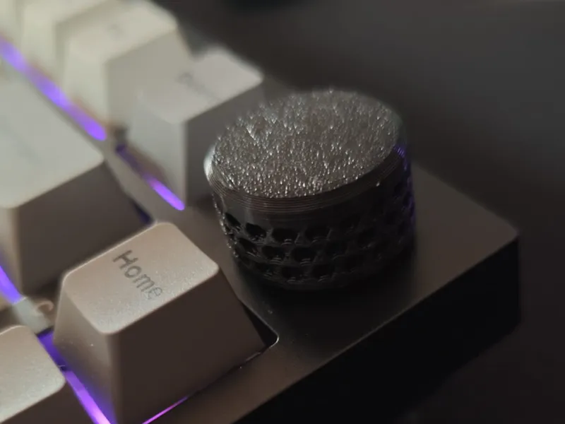 Keyboard volume knob