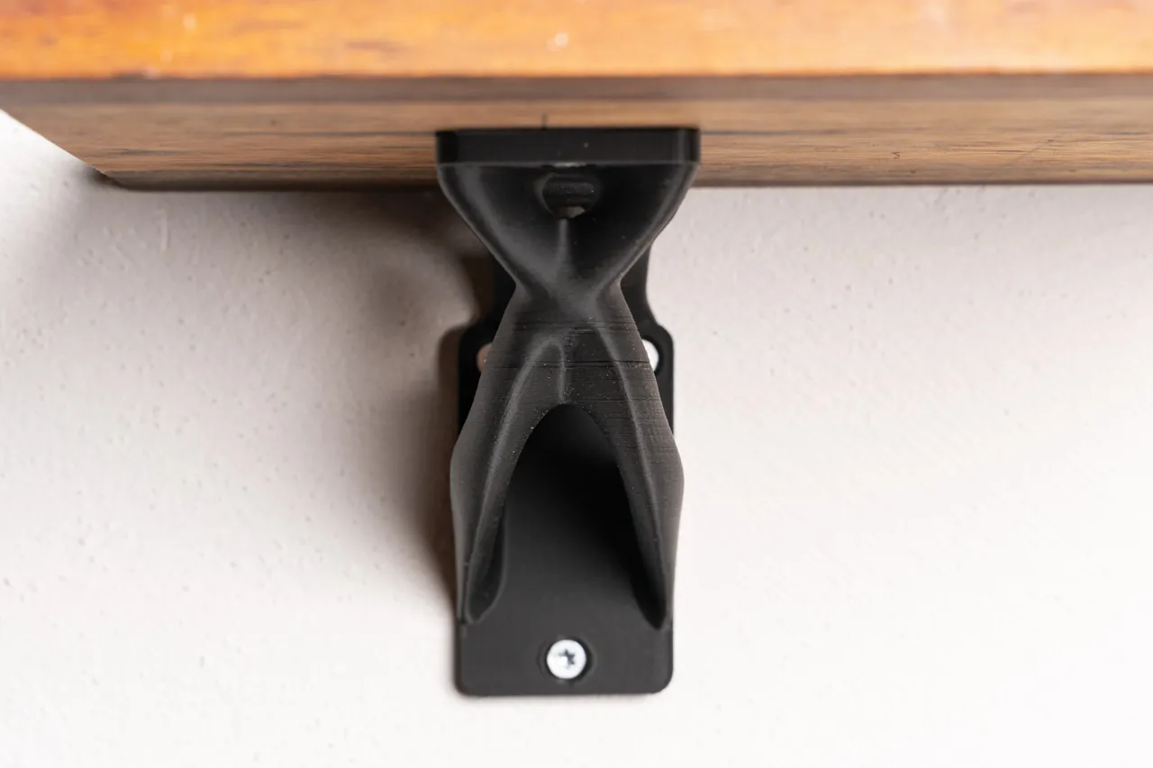 medium topology optimized shelf bracket view 4