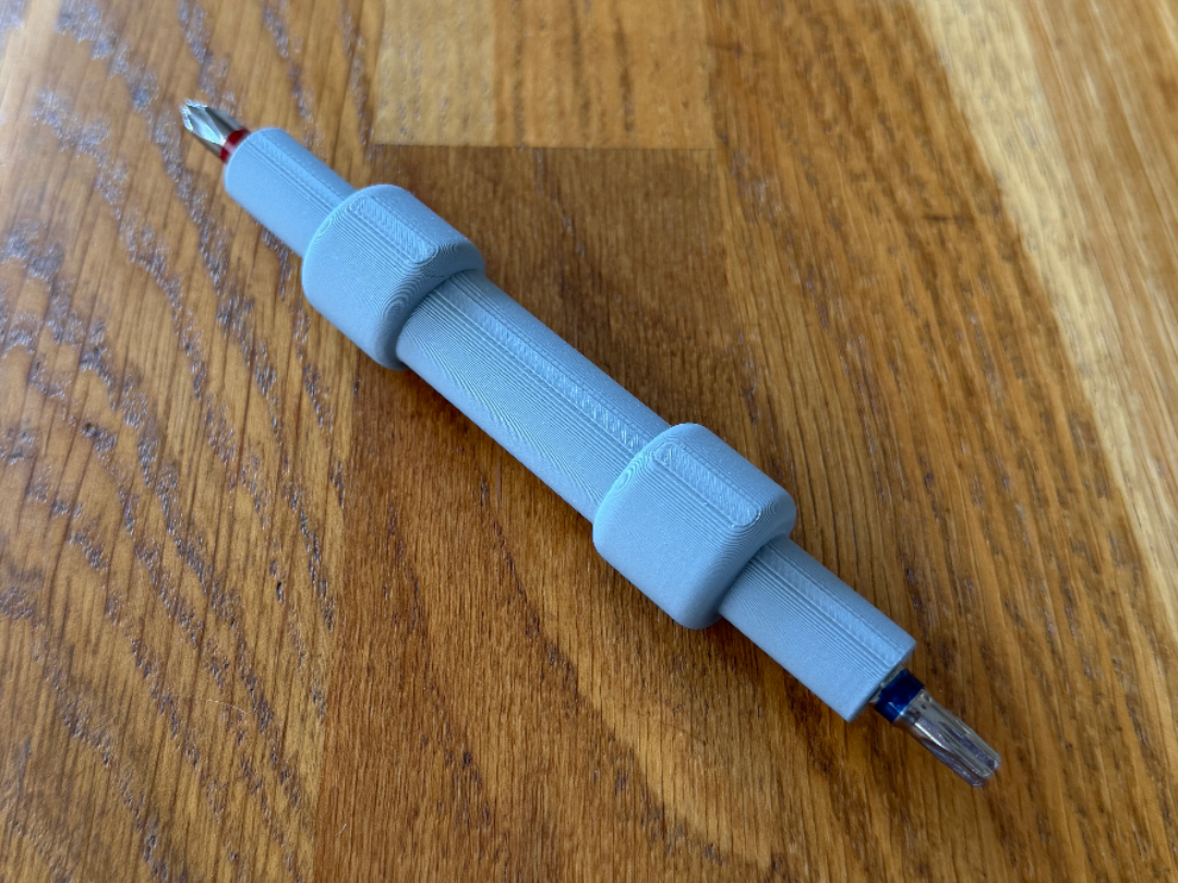 Dual Bit Screwdriver - Fast Bit Switching