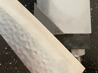 Knife sharpening angle guide
