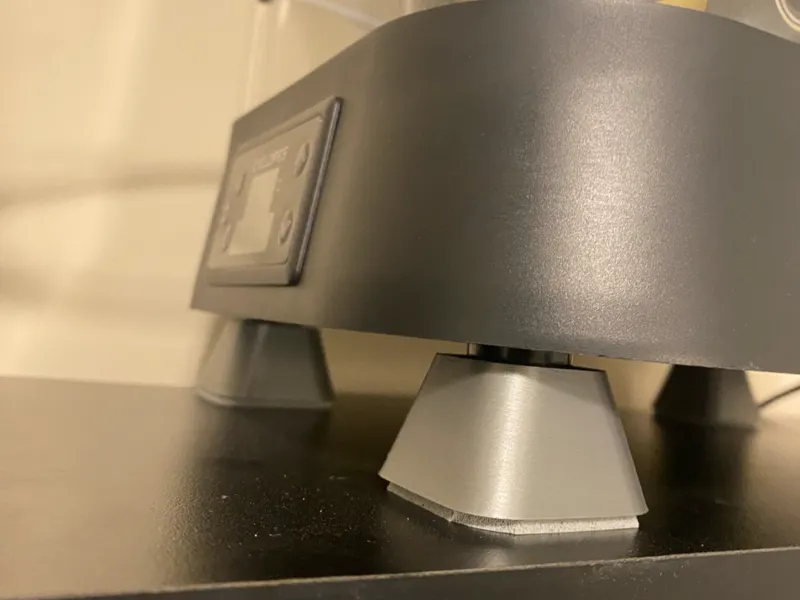 Riser Feet for Eibos Cyclopes Filament Dryer