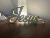 Inscription décorative « Jésus » (domaine public) — photo 1