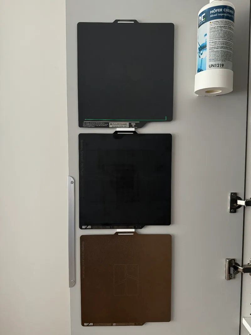 BambuLab build plate magnetic wall mount