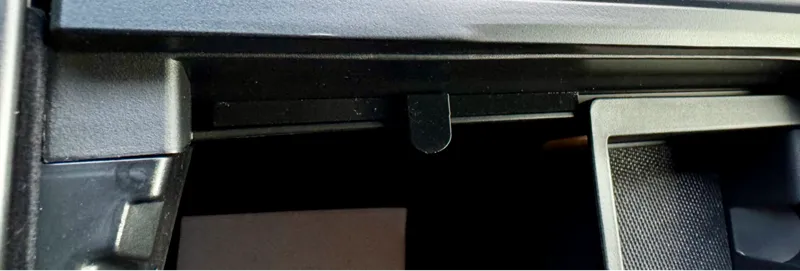 2024 Ford F-150 Coin tray stopper