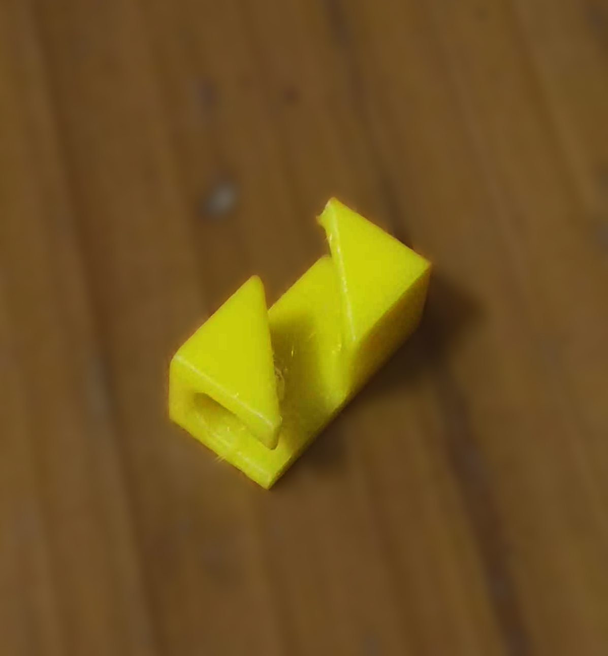Miniatura 1 do modelo 3D 可定制参数化线缆固定夹，实用神器，适配任意粗细线材管材，线缆管理理线DIY必备