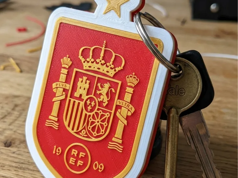 Spain RFEF Football Crest Keychain / Llavero