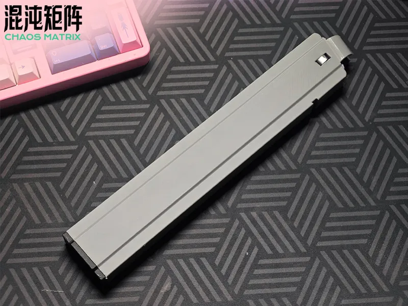 18发斜龙爪弹匣-等效工匠18斜龙