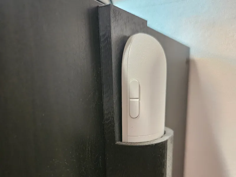 Chromecast wall mount