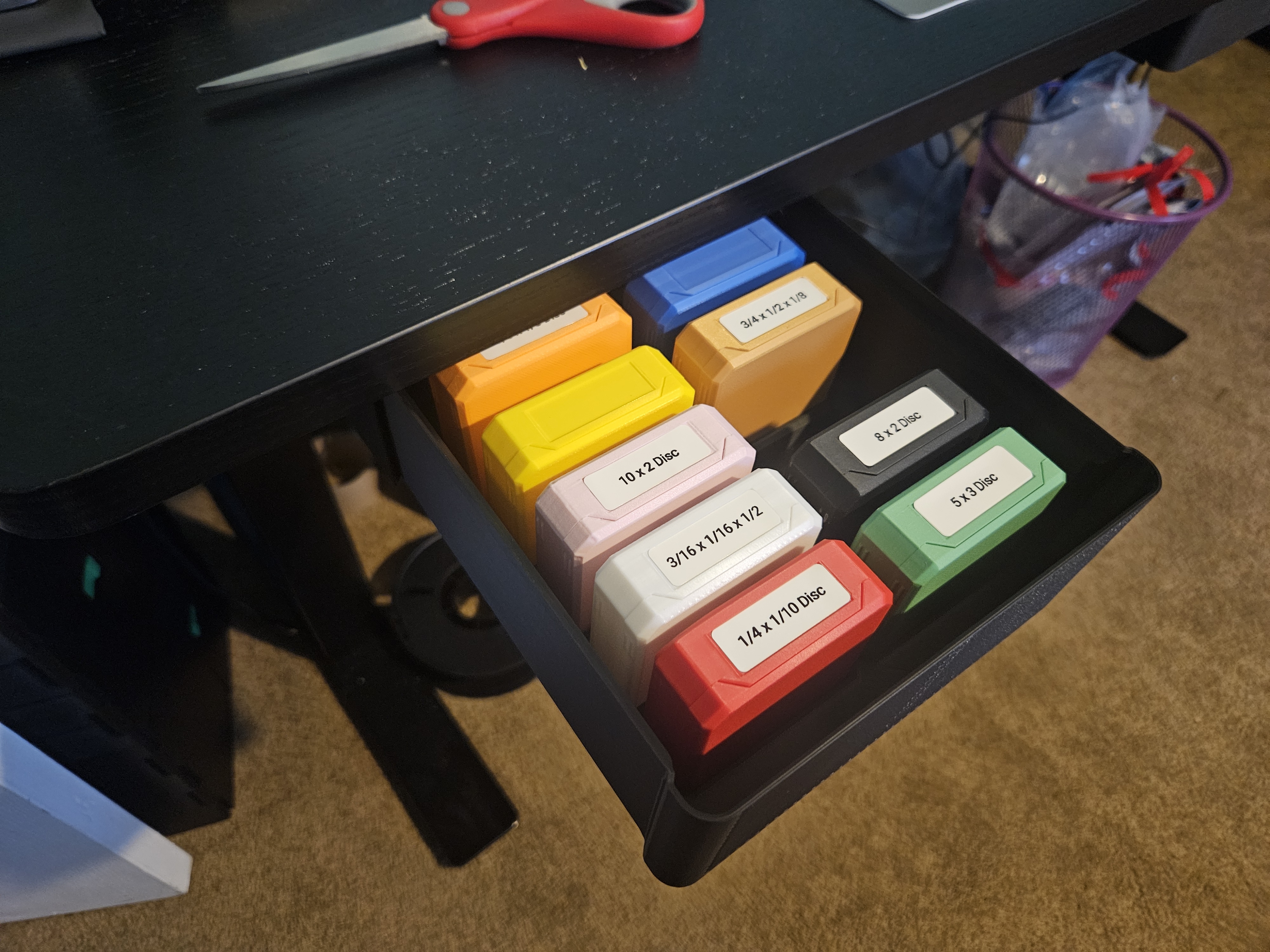 Miniatura 18 do modelo 3D Desk Drawer Modular