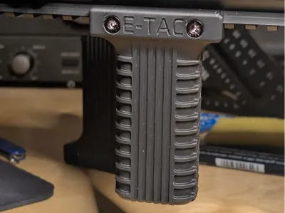 T-TAC Foregrip (Wider picatinny)