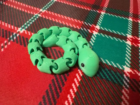 Tiny Flexi Snake view 4
