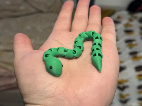 Tiny Flexi Snake view 3