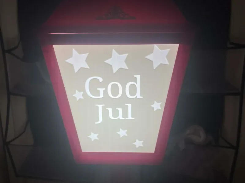 God Jul festival lamp post panel 95% and 100%