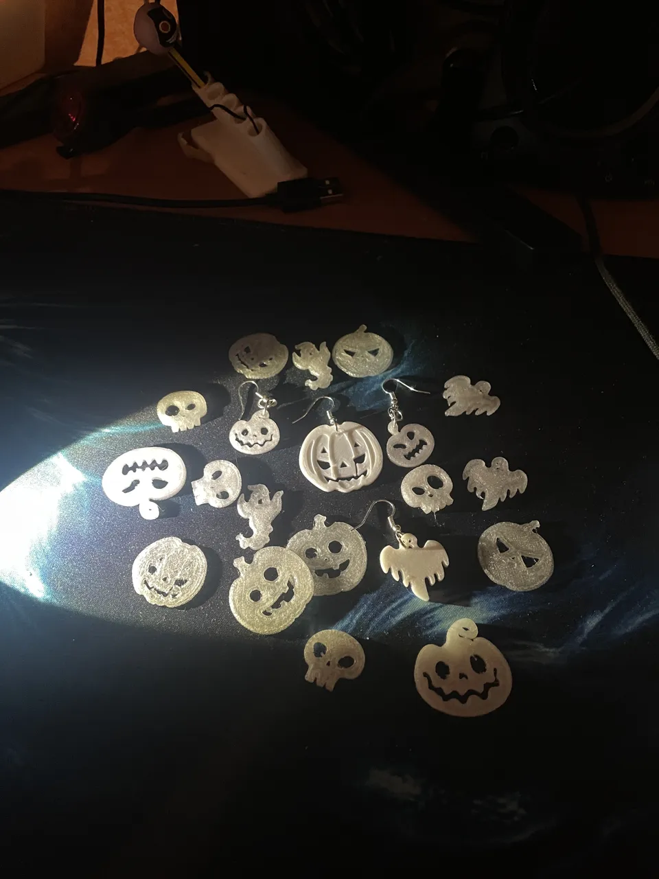 Halloween earrings view 2