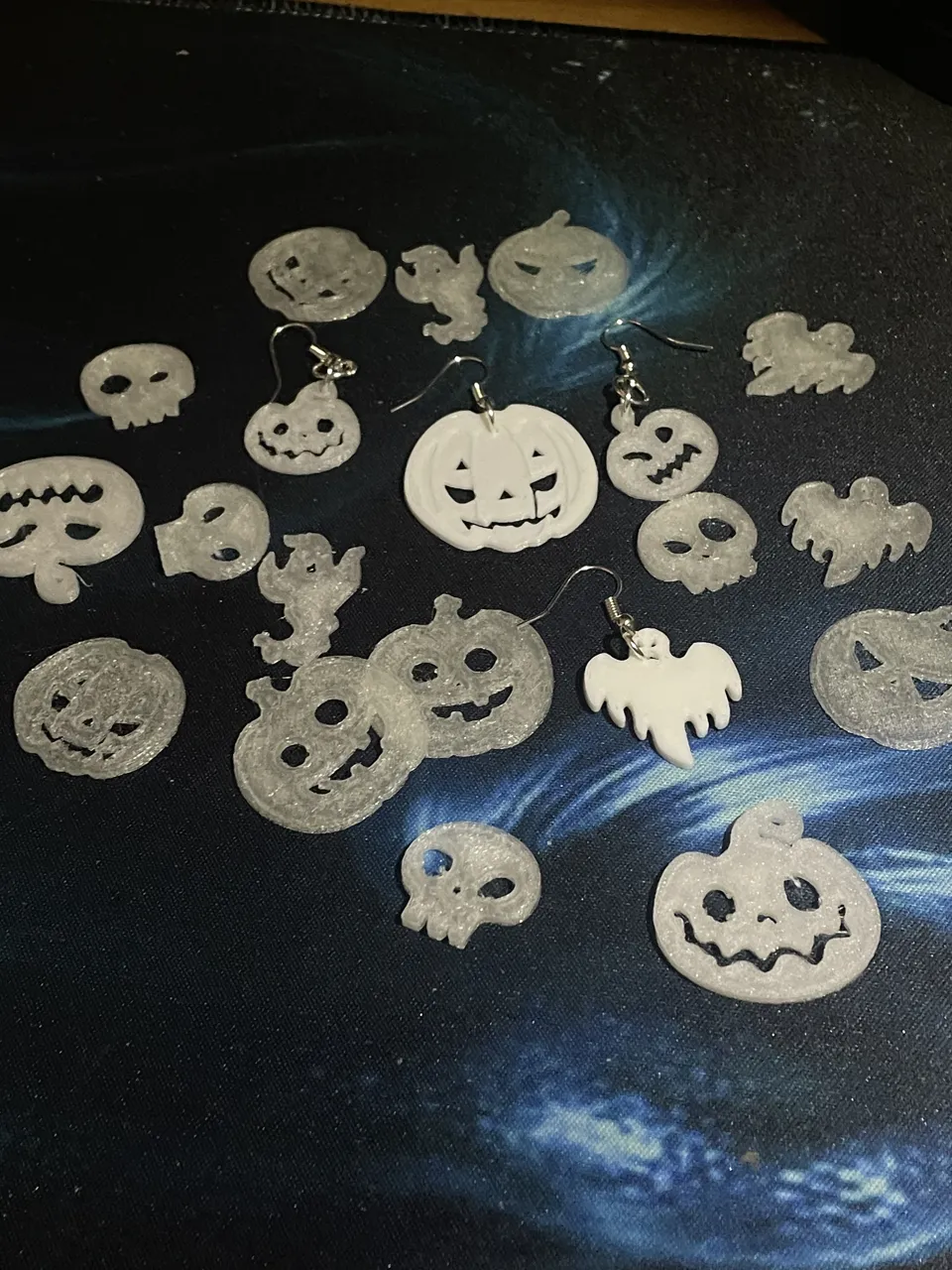 Halloween earrings view 3