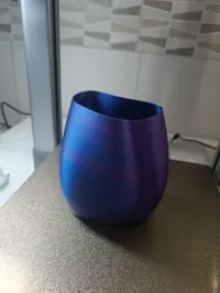 Vase épuré — photo 2