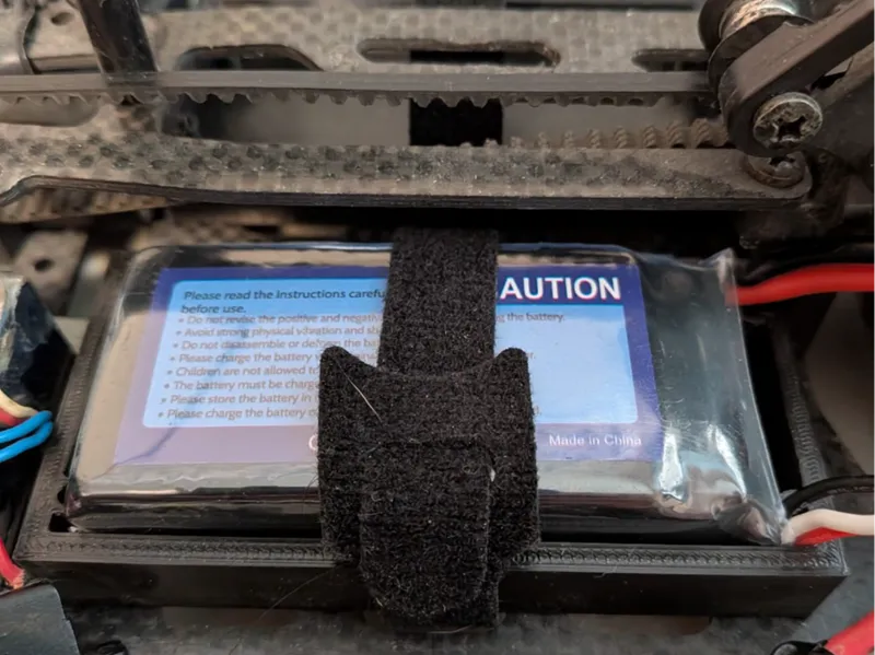 HPI RS4 Pro 2 LiPo Saddle pack holders