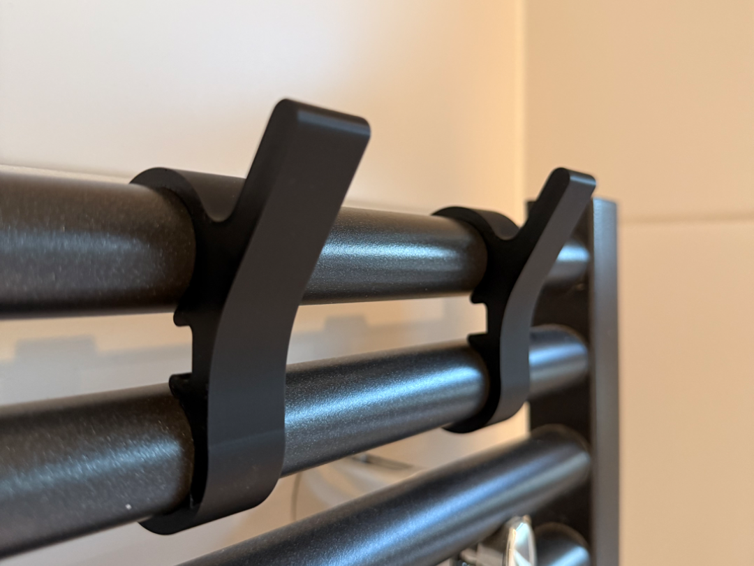 Bathroom Radiator Towel Hook – Snap-On Hanger 25mm