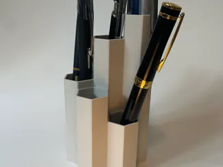 Hexagonal pen holder