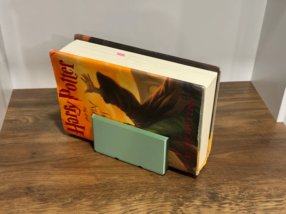 Gridfinity bedside book holder - Free 3D Print Model - MakerWorld