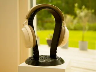 HexArch - Two Part Geometric Headset Stand