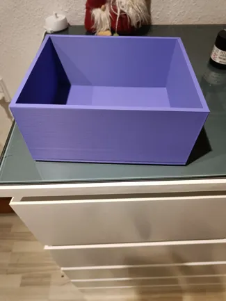 Storage box