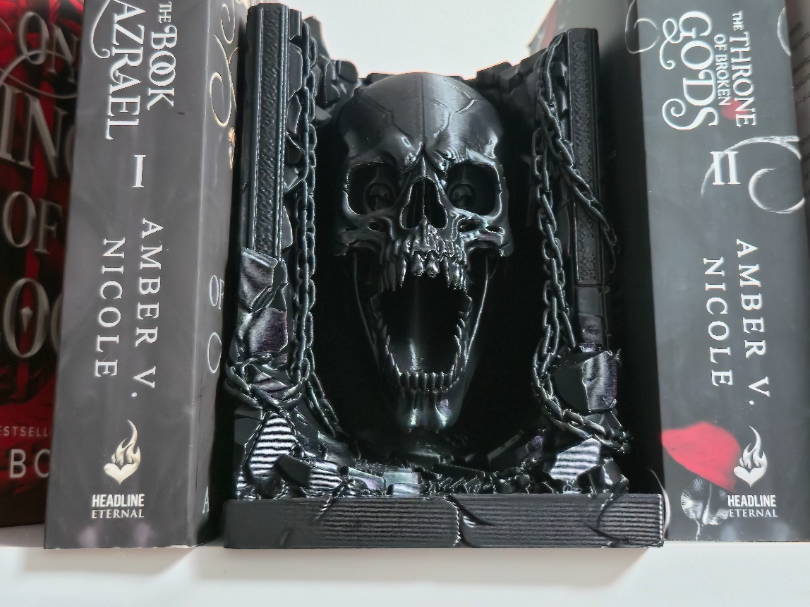 Cursed Skull Book Nook Gothic Bookshelf Insert