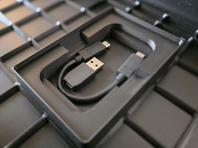 Gridfinity Bin SanDisk Extreme with cable storage