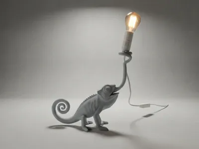 Chameleon Art: Sculptural Lamp