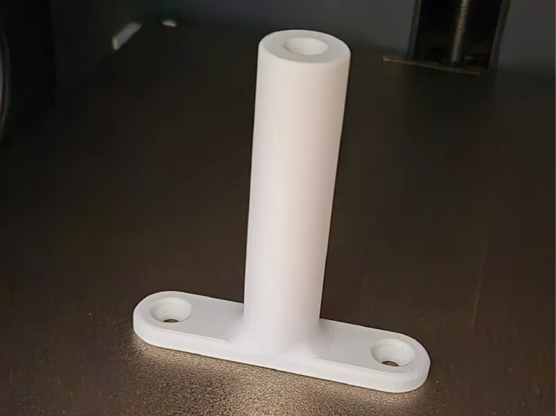 Halter für Kabelkorb Ikea Bekant H=83mm