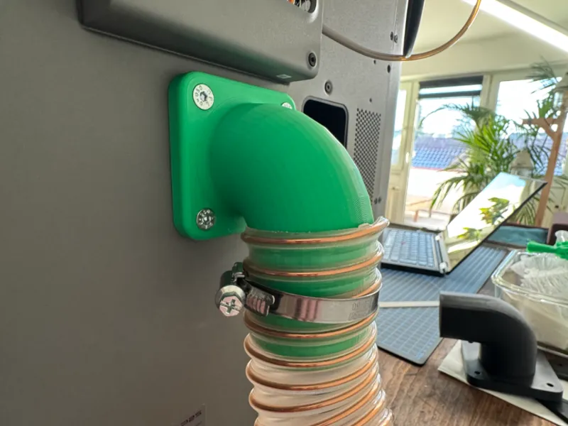 Schlauchadapter-50mm-90° + Anschraubplatte