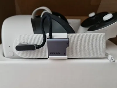 Meta Quest 3s, Usb-c adapter