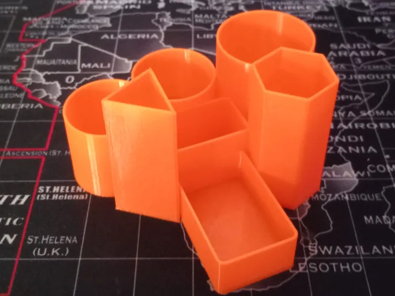 organizzatore porta oggetti da scrivania