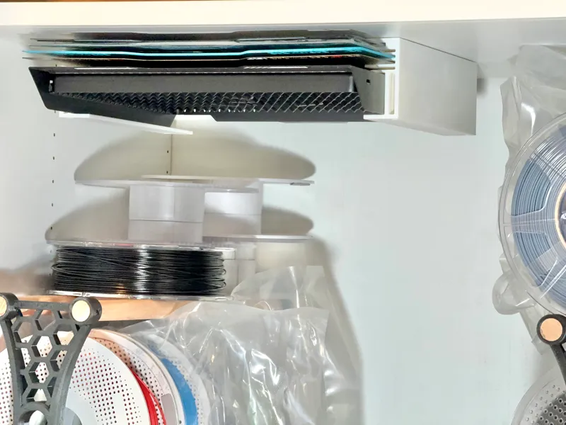 Plate Holder for BambuLab H2D – Compact Storage