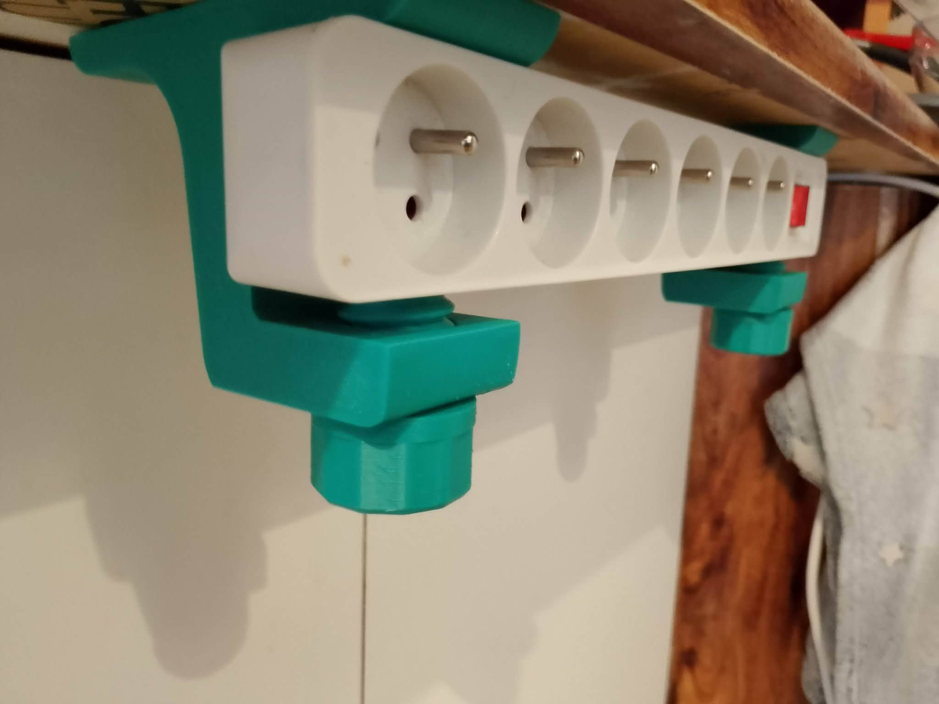 Under Desk Power Strip Holder (Clamp Mount)