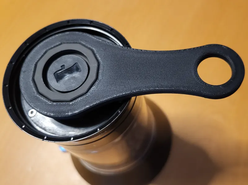 Handground wrench