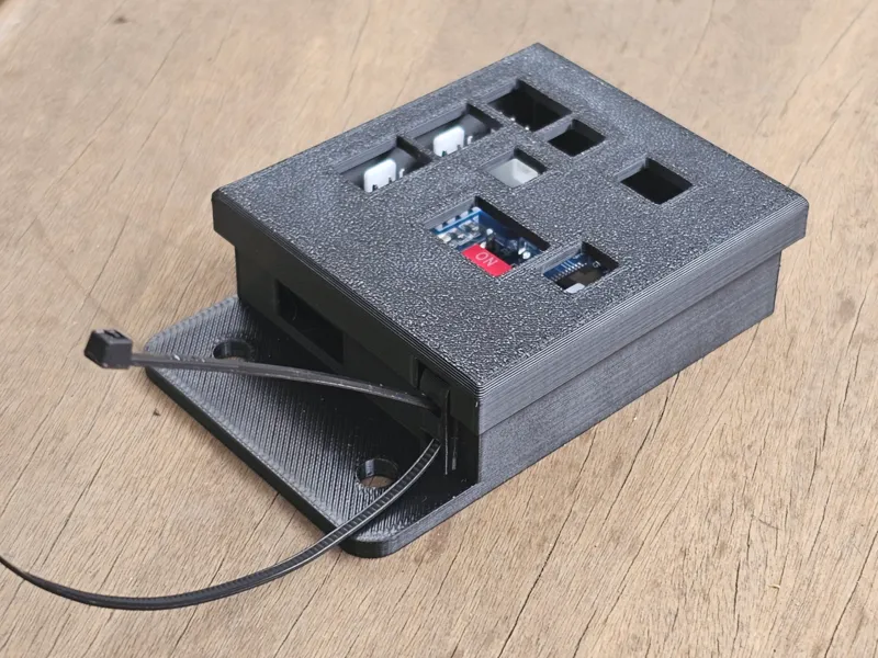 HW-585 PWM fan controller case / mount