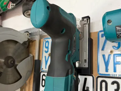 Makita JV102D Jigsaw Wall Mount