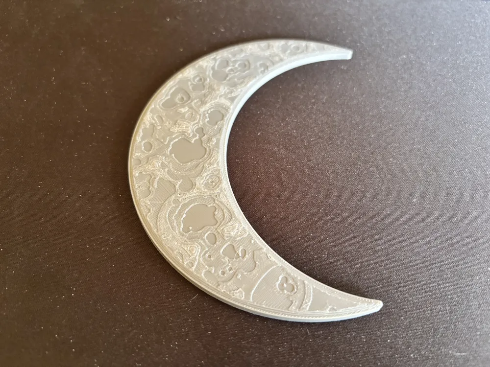 Basic Moon Shape, textured - Free 3D Print Model - MakerWorld